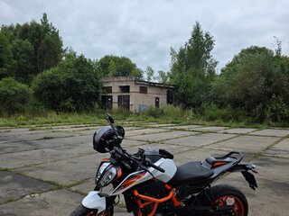 2020 KTM 890 Duke R, белый, 750000 рублей, вид 3