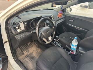 2012 Kia Rio 4-speed III, белый, 860000 рублей, вид 4