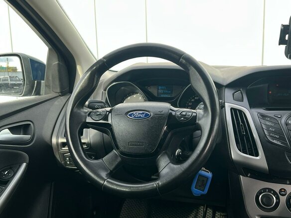 2014 Ford Focus III, синий, 830000 рублей - вид 12