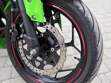 2014 Kawasaki Ninja 300, зелёный, 300000 рублей, вид 4