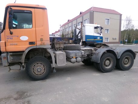 2007 Mercedes-Benz Actros, оранжевый, 1483520 рублей, вид 1