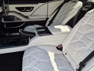 2026 Mercedes-Benz Maybach S-Класс 580 II (Z223) Рестайлинг, чёрный, 35300000 рублей, вид 5
