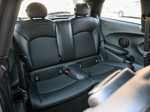 2016 Mini Hatch Cooper S III (F55/F56), серый, 1780000 рублей - вид 6