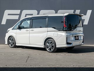 2019 Honda Stepwgn Spada V Рестайлинг, белый, 2829000 рублей, вид 2