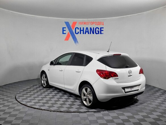 2011 Opel Astra J, белый, 518000 рублей - вид 7