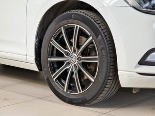 2015 Volkswagen Passat B8, белый, 1425000 рублей, вид 3