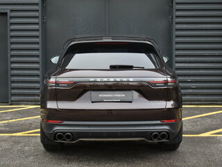 2018 Porsche Cayenne III, коричневый, 6270000 рублей, вид 4