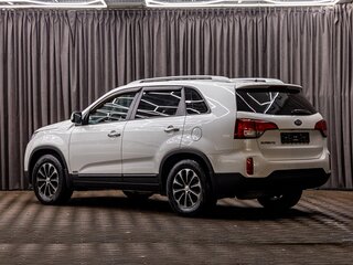 2015 Kia Sorento II Рестайлинг, белый, 1695000 рублей, вид 4