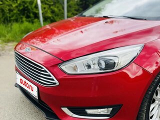 2017 Ford Focus III Рестайлинг, красный, 995000 рублей, вид 1