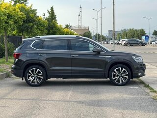 2022 Volkswagen Tharu I, чёрный, 1875000 рублей, вид 2