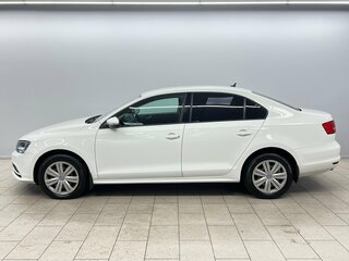2015 Volkswagen Jetta VI Рестайлинг, белый, 999000 рублей, вид 3