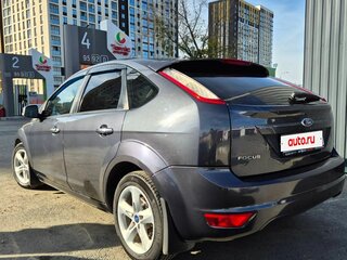 2011 Ford Focus II Рестайлинг, серый, 700000 рублей, вид 5
