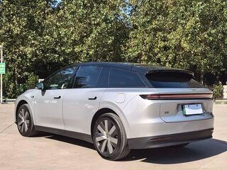 2026 Li Auto (Lixiang) i6, серебристый, 7250000 рублей, вид 2