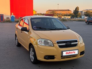 2007 Chevrolet Aveo I Рестайлинг, жёлтый, 370000 рублей, вид 3