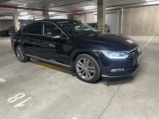 2018 Volkswagen Passat B8, чёрный, 1990000 рублей, вид 4