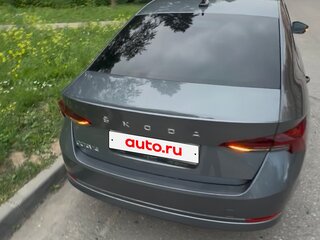 2022 Skoda Octavia IV (A8), серый, 2800000 рублей, вид 4