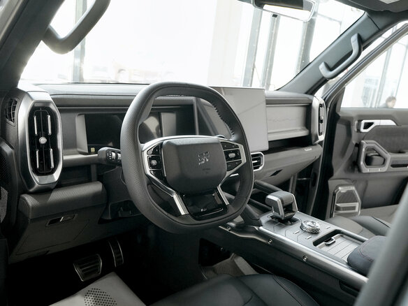 2025 Jetour T2, серебристый, 4249000 рублей - вид 5