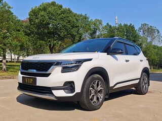 2022 Kia KX3, белый, 1610000 рублей, вид 3