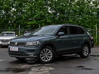 2020 Volkswagen Tiguan II, серый, 2015000 рублей, вид 1
