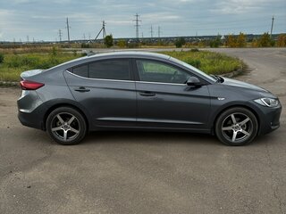 2017 Hyundai Elantra VI (AD), серый, 1750000 рублей, вид 5