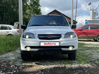 2016 Chevrolet Niva I Рестайлинг, белый, 590000 рублей, вид 4