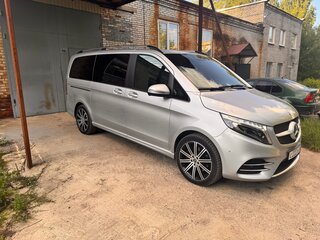2019 Mercedes-Benz V-Класс Long 250 d длинный III (W447) Рестайлинг, серебристый, 5400000 рублей, вид 4
