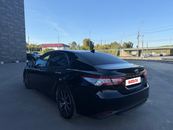 2018 Toyota Camry VIII (XV70), чёрный, 2700000 рублей - вид 16