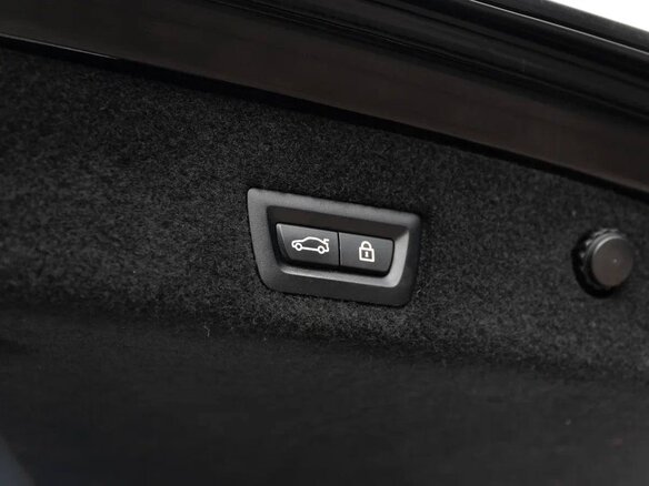 2020 BMW 7 серии Long 730Ld xDrive VI (G11/G12) Рестайлинг, чёрный, 5550000 рублей - вид 36
