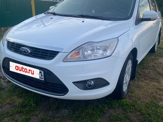 2010 Ford Focus II Рестайлинг, белый, 550000 рублей, вид 1