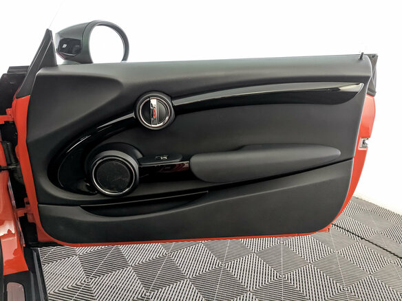 2020 Mini Hatch Cooper III (F55/F56) Рестайлинг, оранжевый, 2330000 рублей - вид 23
