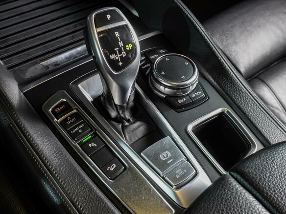 2015 BMW X6 30d II (F16), чёрный, 3999000 рублей - вид 23