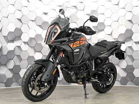 2018 KTM 1290 Super Adventure S, чёрный, 1399000 рублей, вид 2