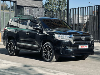 2014 Toyota Land Cruiser 200 Series Рестайлинг 1, чёрный, 4450000 рублей, вид 1