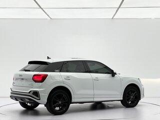2022 Audi Q2 L 35 TFSI I Рестайлинг, белый, 1550000 рублей, вид 5