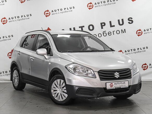 2014 Suzuki SX4 II (S-Cross), серебристый