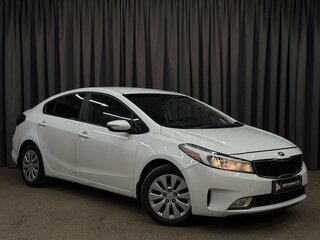 2018 Kia Cerato III Рестайлинг (Classic), белый, 789777 рублей, вид 4