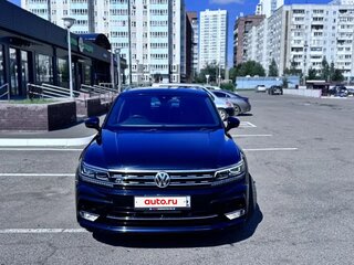 2016 Volkswagen Tiguan II, чёрный, 2150000 рублей, вид 3
