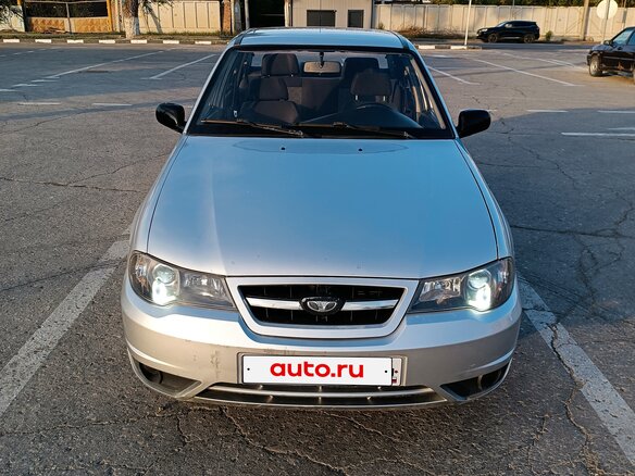 2011 Daewoo Nexia I Рестайлинг, серебристый, 235000 рублей - вид 3