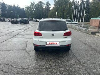 2016 Volkswagen Tiguan I Рестайлинг, белый, 1420000 рублей, вид 5