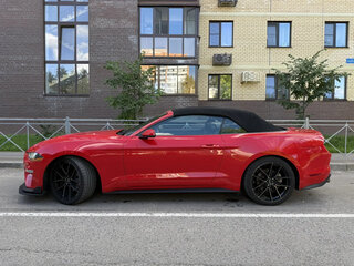 2019 Ford Mustang VI Рестайлинг, красный, 3300000 рублей, вид 2
