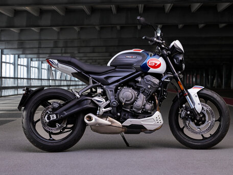 2024 Triumph Trident 660, белый, 1170000 рублей, вид 1