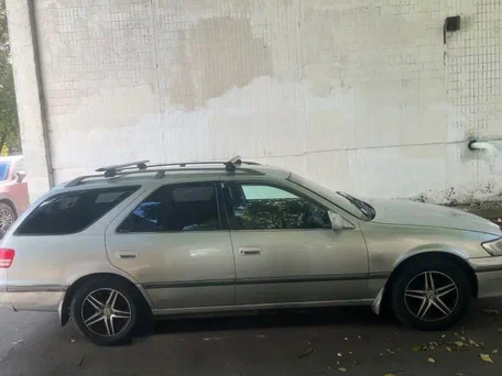 1999 Toyota Mark II Qualis VIII (X100), серый, 355555 рублей, вид 4