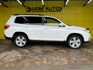 2013 Toyota Highlander II (XU40) Рестайлинг, белый, 1699000 рублей, вид 4