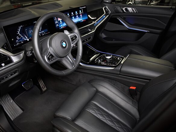 2025 BMW X7 40d I (G07) Рестайлинг, чёрный, 16125000 рублей - вид 2