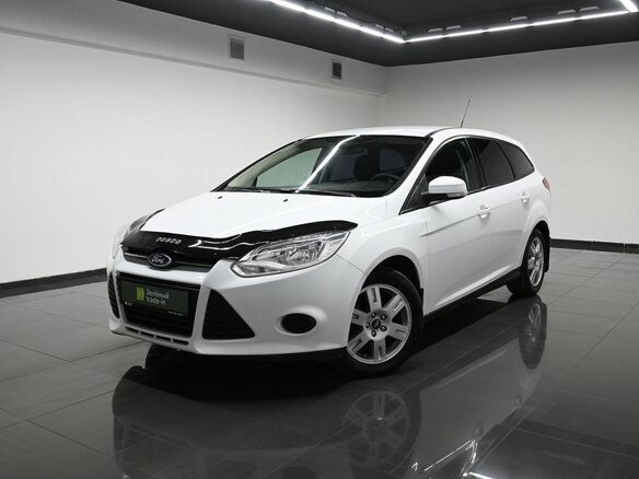 2013 Ford Focus III, белый, 895000 рублей