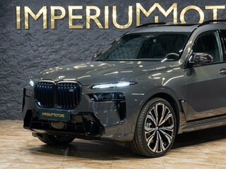 2026 BMW X7 M60i I (G07) Рестайлинг, серый, 22290000 рублей, вид 4