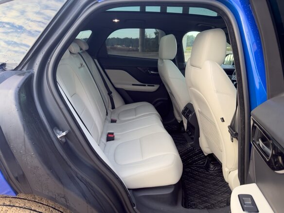2016 Jaguar F-Pace S I, синий, 2980000 рублей - вид 14