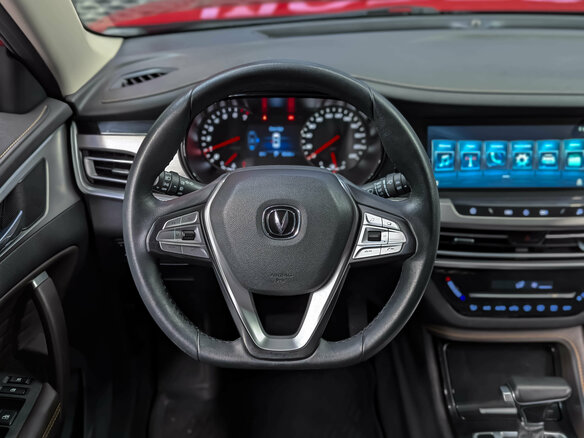2019 Changan CS35 Plus I, красный, 1410000 рублей - вид 17