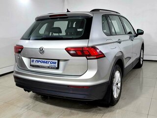 2018 Volkswagen Tiguan II, серебристый, 1765000 рублей, вид 4