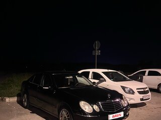 2003 Mercedes-Benz E-Класс 240 III (W211, S211), чёрный, 615000 рублей, вид 2